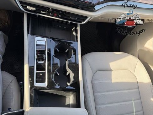 New 2026 Volkswagen Atlas SEL image 13