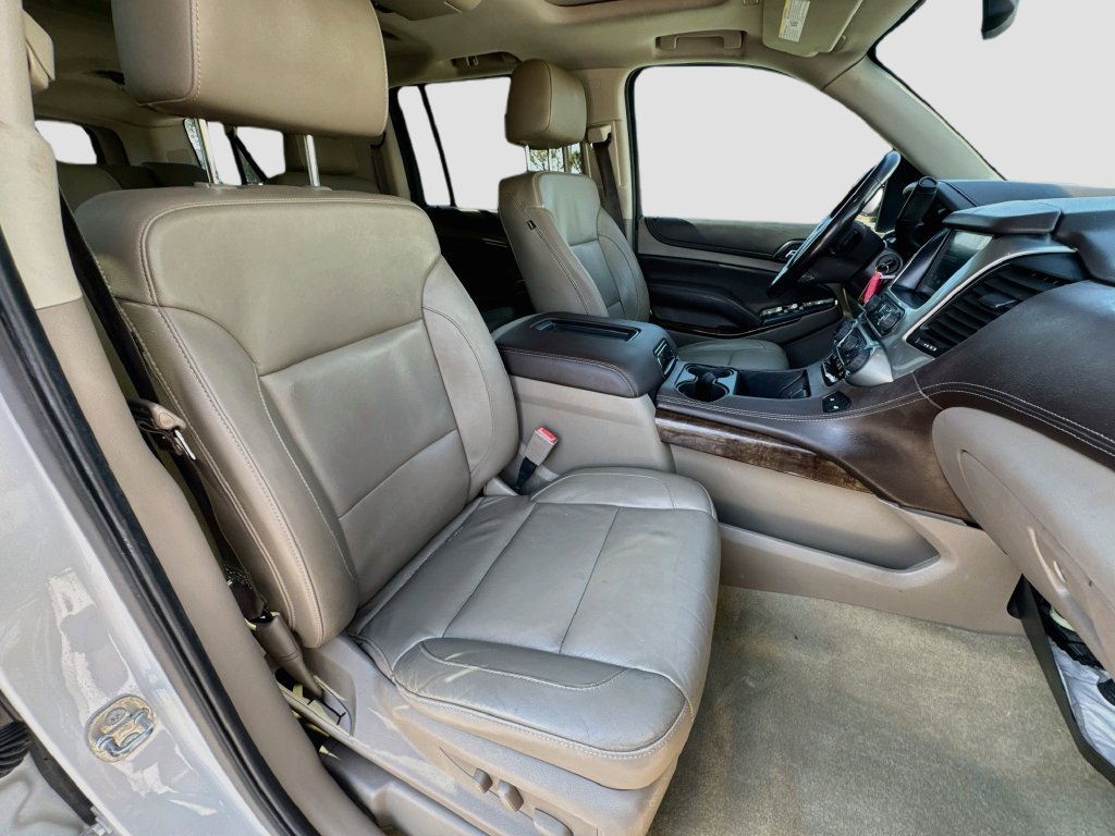 Used 2018 Chevrolet Suburban LT RWD image 33