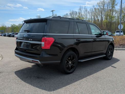 Used 2022 Ford Expedition XLT AWD/4WD image 8