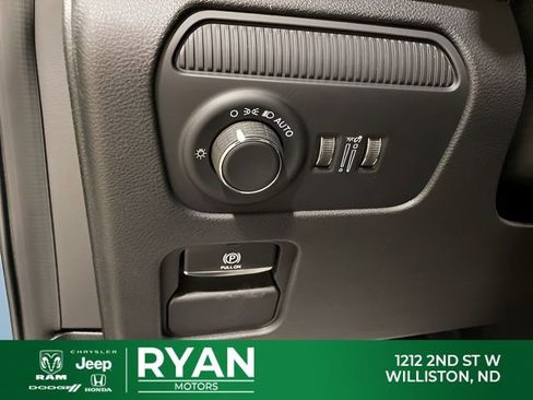 New 2026 Jeep Grand Wagoneer L Limited AWD/4WD image 50