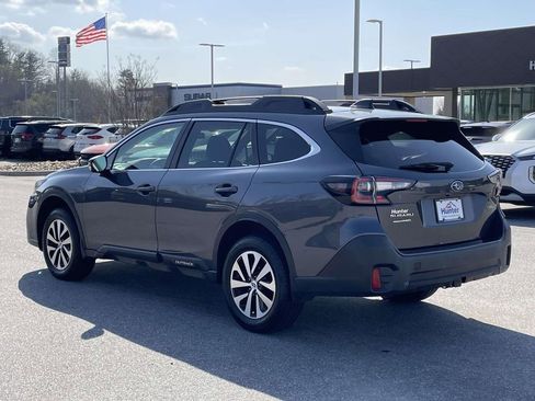 Used 2022 Subaru Outback Premium image 24