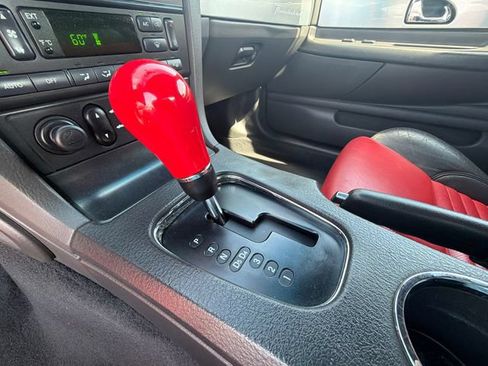 Used 2002 Ford Thunderbird RWD image 24