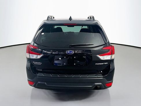 Used 2023 Subaru Forester Premium AWD/4WD image 6