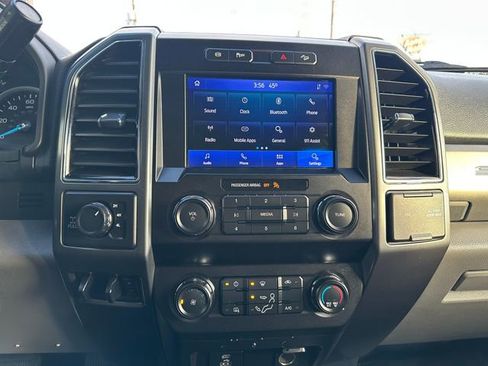 Used 2022 Ford F350 XLT w/ FX4 Off-Road Package image 19