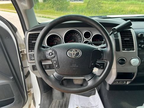 Used 2012 Toyota Tundra 4x4 CrewMax w/ Tow Pkg image 18