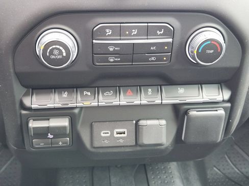 New 2026 Chevrolet Silverado 2500 Custom w/ Custom Value Package AWD/4WD image 15