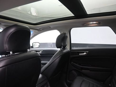 Used 2017 Ford Edge SEL w/ Equipment Group 201A AWD/4WD image 20