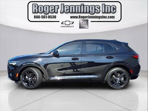 Used 2023 Buick Envision Essence w/ Technology Package I image 2