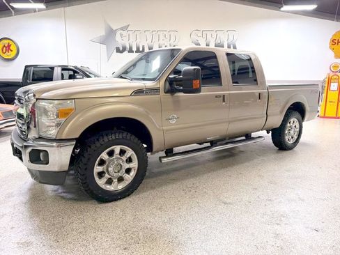 Used 2013 Ford F250 Lariat w/ Lariat Ultimate Pkg AWD/4WD image 1