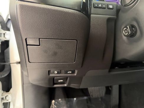Used 2023 Lexus ES 350 w/ Premium Package FWD image 39