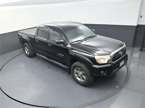 Used 2013 Toyota Tacoma PreRunner w/ SR5 Pkg image 19
