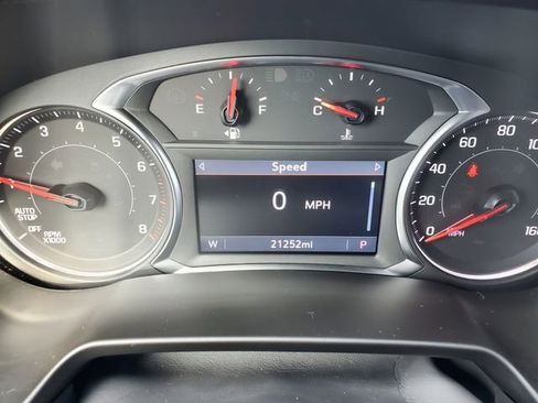 Certified 2024 Chevrolet Blazer LT w/ Convenience Package FWD image 28