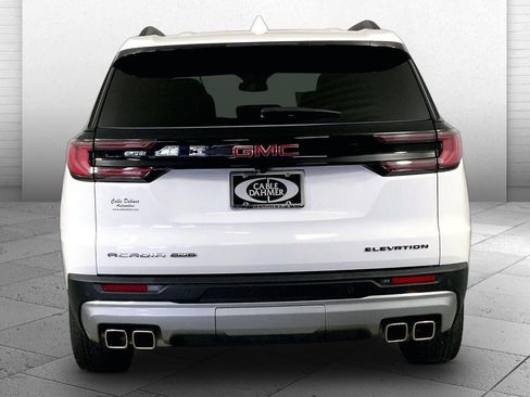 Used 2024 GMC Acadia Elevation AWD/4WD image 3
