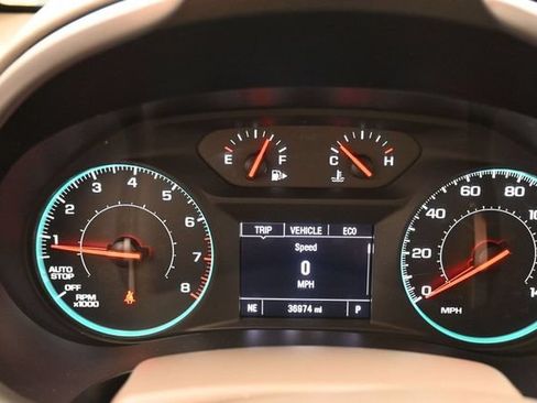 Used 2025 Chevrolet Malibu LT FWD image 9