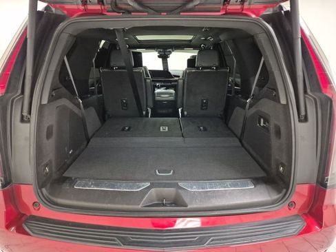 Used 2023 Cadillac Escalade Premium Luxury RWD image 37