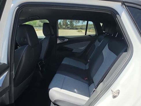 Certified 2023 Volkswagen ID.4 Pro RWD image 9