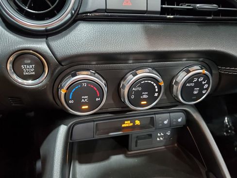 Used 2022 MAZDA MX-5 Miata Grand Touring w/ Weather Package RWD image 26