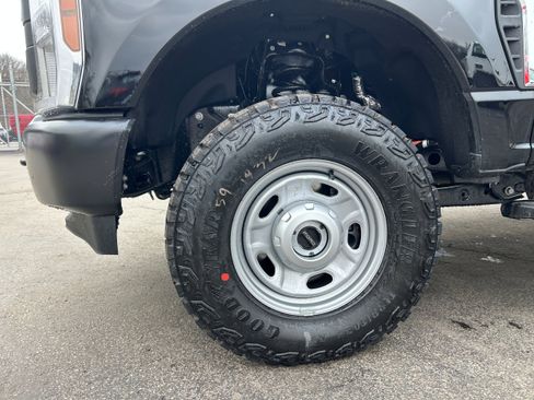 New 2026 Ford F350 XL w/ XL Off-Road Package AWD/4WD image 20