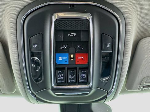Used 2023 Jeep Grand Cherokee 30th Anniversary AWD/4WD image 18
