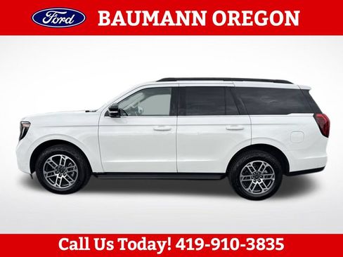 Used 2025 Ford Expedition Active AWD/4WD image 7
