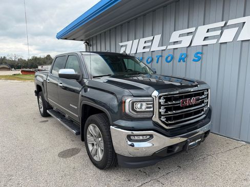 Used 2018 GMC Sierra 1500 SLT AWD/4WD image 4