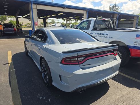 Used 2021 Dodge Charger Scat Pack w/ Plus Group RWD image 8