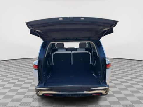 Used 2024 Rivian R1S Adventure image 34