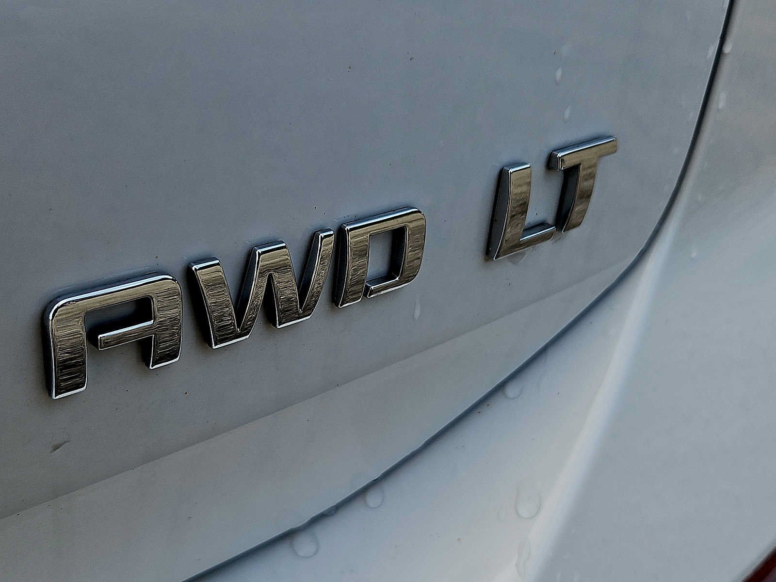 Used 2024 Chevrolet Equinox LT AWD/4WD image 30