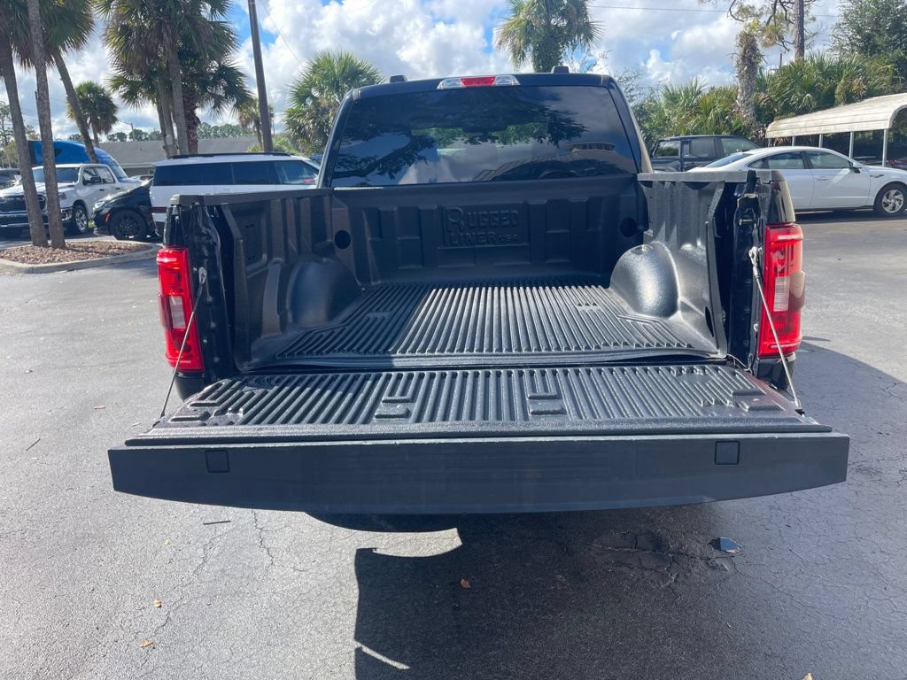 Used 2023 Ford F150 XLT RWD image 4