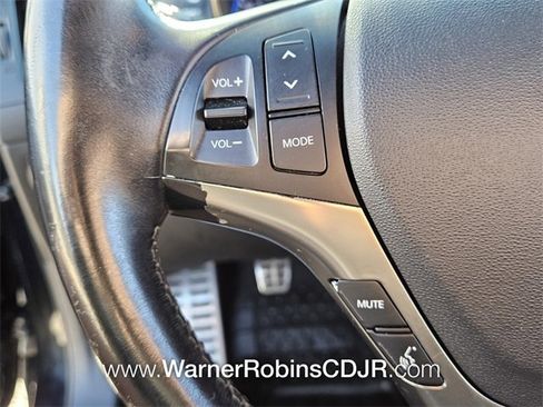 Used 2015 Hyundai Genesis 3.8 image 27