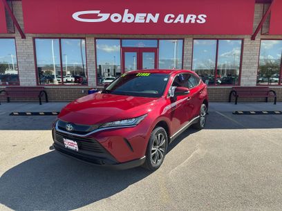 Used 2021 Toyota Venza LE w/ Carpet Mat Package (TMS)