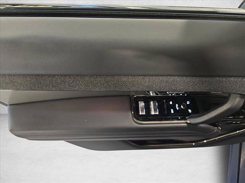 Used 2023 Land Rover Range Rover Sport SE AWD/4WD image 28