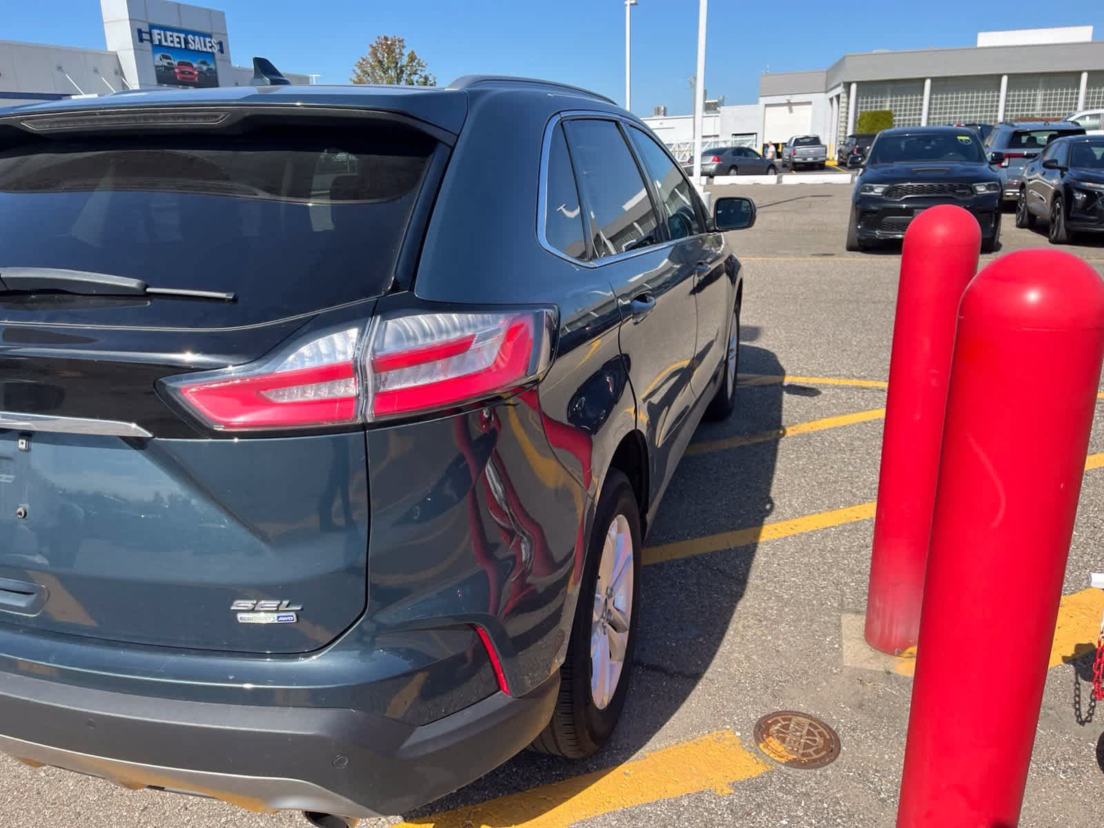 Used 2019 Ford Edge SEL w/ Equipment Group 201A AWD/4WD image 15
