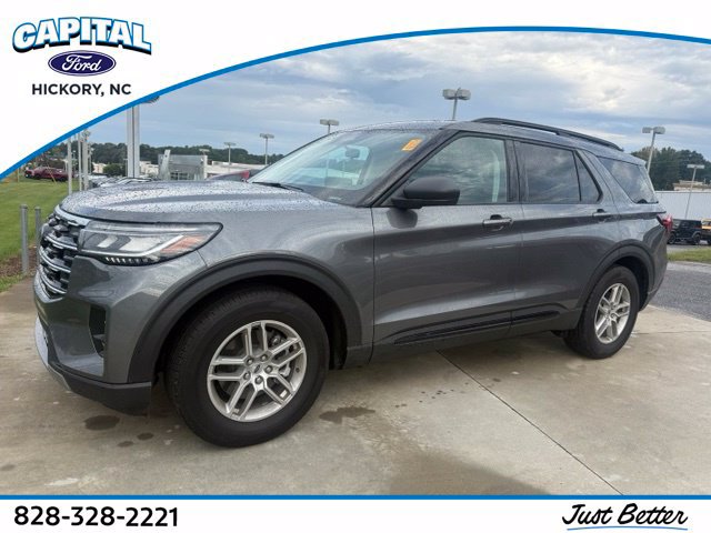 Used 2026 Ford Explorer Active w/ Active Comfort Package RWD image 1