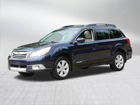 Used 2012 Subaru Outback 2.5i Limited w/ Moonroof Pkg AWD/4WD image 3