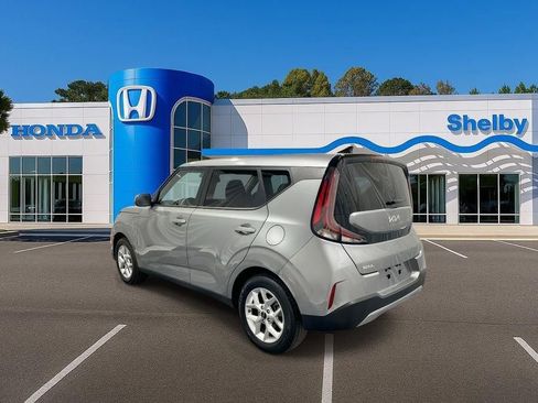 Used 2024 Kia Soul LX w/ Option Group 015 image 6