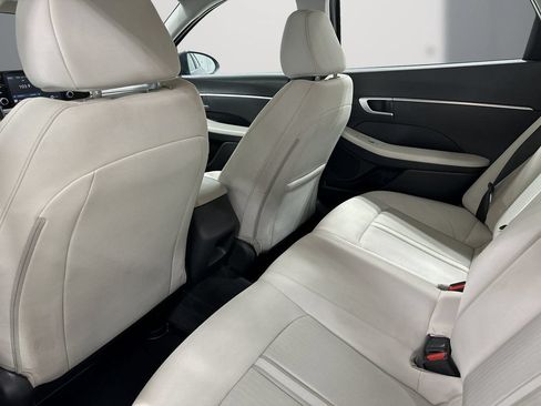 Certified 2023 Hyundai Sonata SE FWD image 16