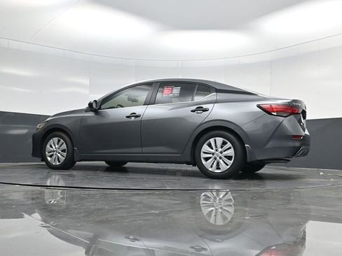 Used 2025 Nissan Sentra S image 48