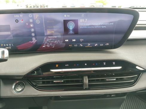 Used 2026 Buick Enclave Sport Touring w/ LPO, All-Weather Package AWD/4WD image 27