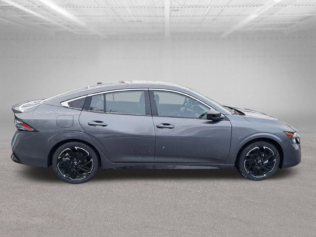 New 2026 Nissan Sentra SR w/ SR Premium Package FWD image 7