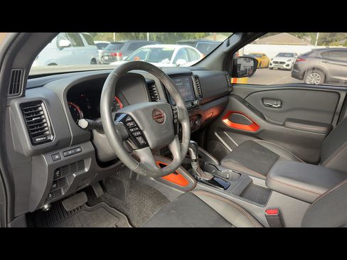 Used 2022 Nissan Frontier Pro-X w/ Technology Package RWD image 5
