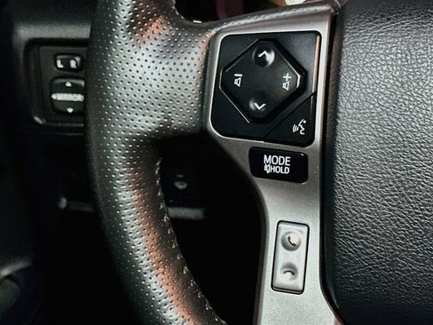 Used 2023 Toyota 4Runner Limited AWD/4WD image 32
