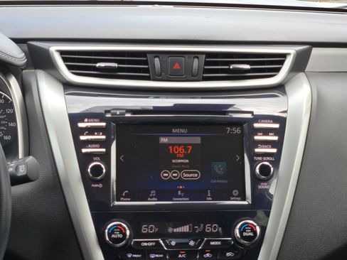 Used 2020 Nissan Murano SV FWD image 16