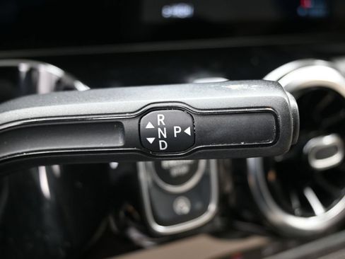 Used 2022 Mercedes-Benz GLA 250 w/ Premium Package Lite image 21