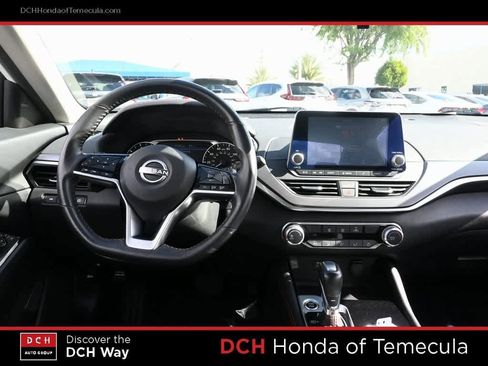 Used 2023 Nissan Altima 2.5 SR image 8