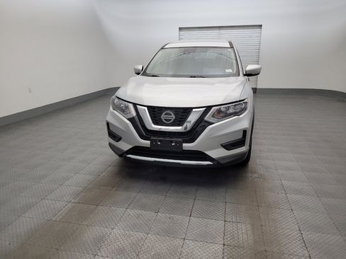 Used 2019 Nissan Rogue S FWD image 15