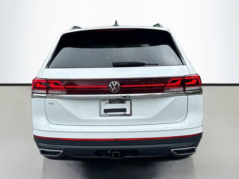 Used 2024 Volkswagen Atlas SE FWD image 7