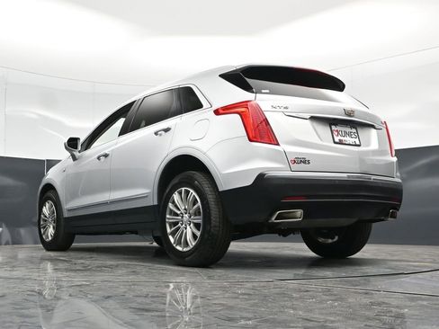 Used 2018 Cadillac XT5 Luxury w/ Driver Awareness Package AWD/4WD image 58