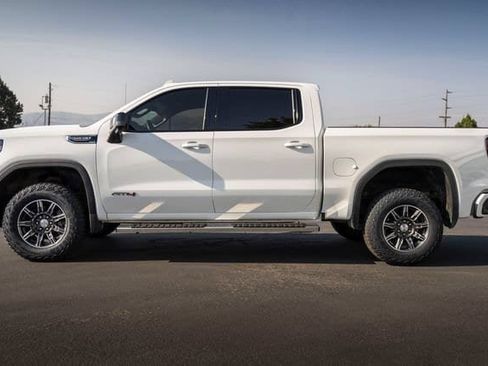 Certified 2025 GMC Sierra 1500 AT4 AWD/4WD image 3