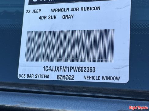 Used 2023 Jeep Wrangler Unlimited Rubicon AWD/4WD image 33